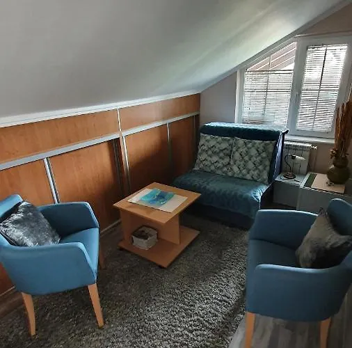 Деревянный коттедж Rajski Vrt